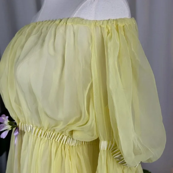 Vintage 1960s Sheer Lemon Nylon Peignoir Gown w/ Lilac Ribbon Rosette sz M/L - Picture 4 of 10